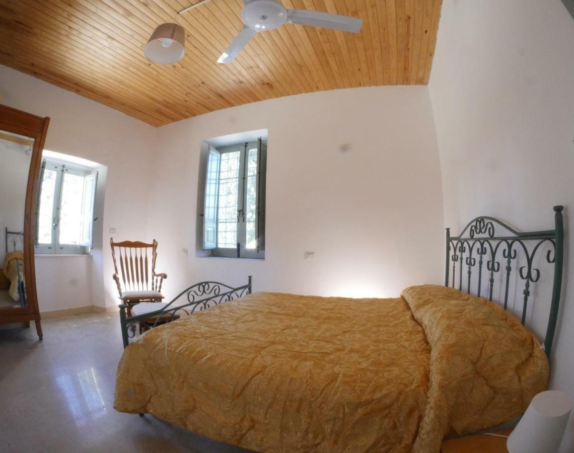 הוילה לוקרי La Casa Del Miele Di Borgo Carbone מראה חיצוני תמונה